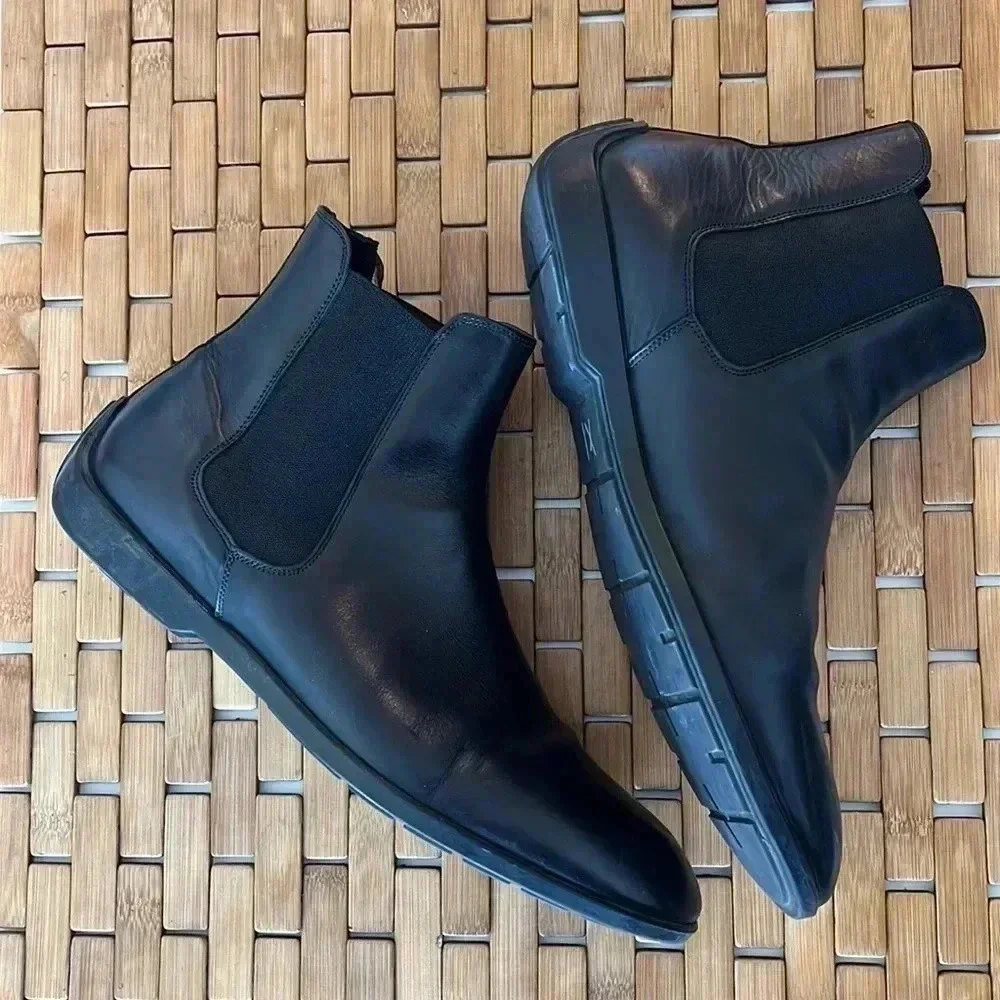 Mezlan gently used